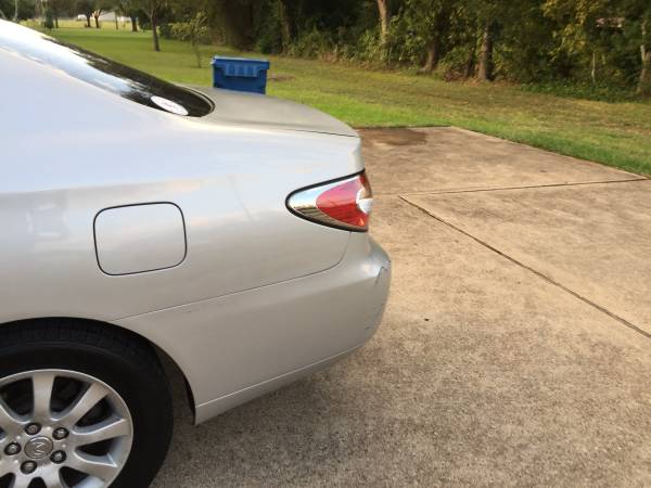 SILVER 2004 Lexus ES330 interior and exterior good condition - $2950 ( for sale in Houston, TX – photo 6