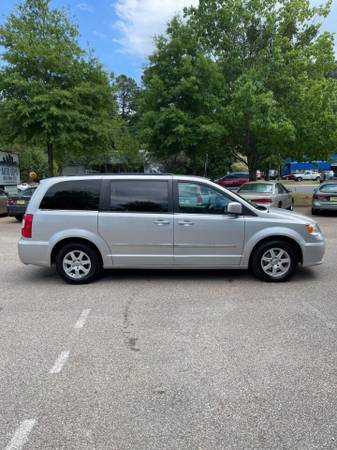 2012 Chrysler Town and Country - - by dealer - vehicle for sale in Raleigh, NC – photo 8