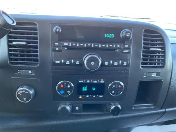 2011 Chevrolet Silverado 1500 LT Crew Cab - - by for sale in Webster, SD – photo 9
