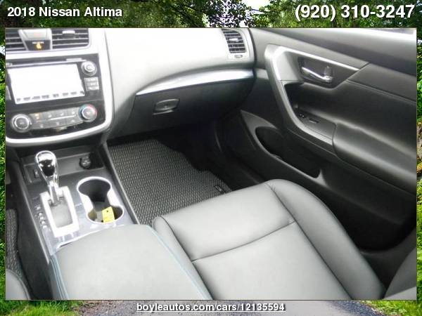 2018 Nissan Altima 2.5 SR 4dr Sedan with for sale in Appleton, WI – photo 10