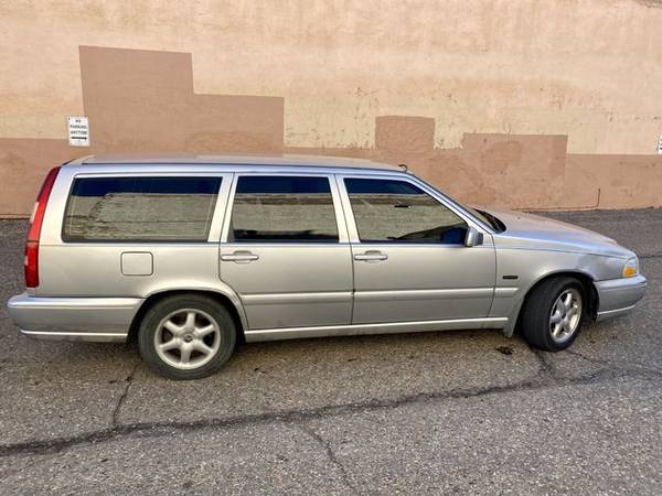 1998 Volvo V70 - Ice Cold A/C & Hot Heat - cars & trucks - by dealer... for sale in Fort Collins, WY – photo 10