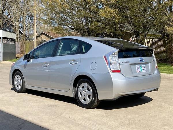2010 Toyota Prius Clean Title! All Weather Mats 2 Keys & Remotes for sale in Portland, OR – photo 6