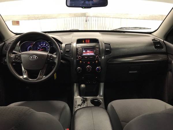 2013 KIA SORENTO LX!! BLACKED OUT WHEELS! UVO! BLUETOOTH! BACKUP CAM!! for sale in Norman, OK – photo 7