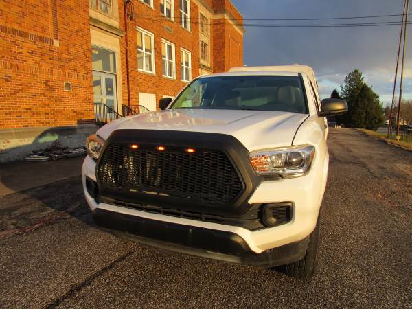 2016 Toyota Tacoma Xcab 4WD - cars & trucks - by owner - vehicle... for sale in Sharpsburg, OH – photo 9