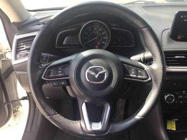2017 Mazda MAZDA3 TOURING! 1-OWNER! SEDAN! SKYACTIV TECHNOLOGY! for sale in Chula vista, CA – photo 14
