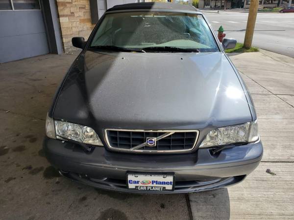 2004 VOLVO C70 - cars & trucks - by dealer - vehicle automotive sale for sale in MILWAUKEE WI 53209, WI – photo 2