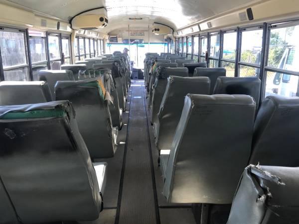 TWO 2009 IC CORP 3000 BUSES - MECHANIC'S SPECIAL for sale in Richmond, PA – photo 16