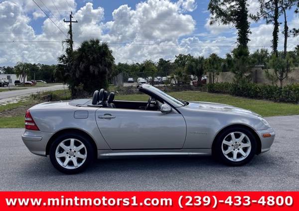 2003 Mercedes-Benz SLK-Class 2 3l (Luxury COUPE) for sale in Fort Myers, FL – photo 3