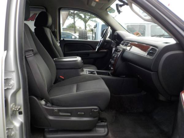 2013 Chevrolet Tahoe LS 4X4, WARRANTY, THIRD ROW, SIRIUS RADIO, ONSTAR for sale in Norfolk, VA – photo 20