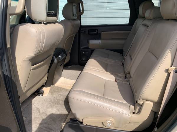 2008 Toyota Sequoia Navigation Running Boards Entertainment - cars & for sale in Jeffersonville, KY – photo 20