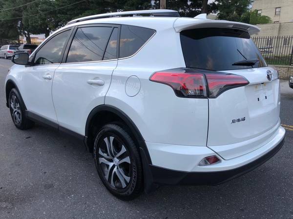 Toyota Rav4 Le 2016 White 2.5L for sale in Providence, RI – photo 6