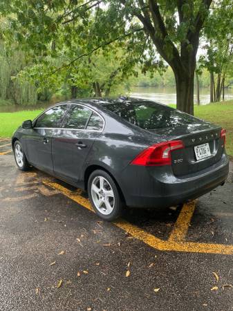2012 Volvo S60 SHARP!! FINANCING AVALILABLE!! for sale in Rock Island, IA – photo 3