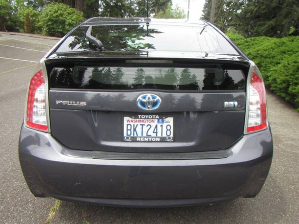 2015 Toyota Prius Three - - by dealer - vehicle for sale in Shoreline, WA – photo 11