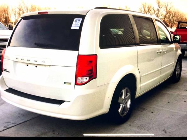 2013 DODGE CARAVAN SXT *FR $499 DOWN GUARANTEED FINANCE *EVERYONE IS... for sale in Des Moines, IA – photo 3
