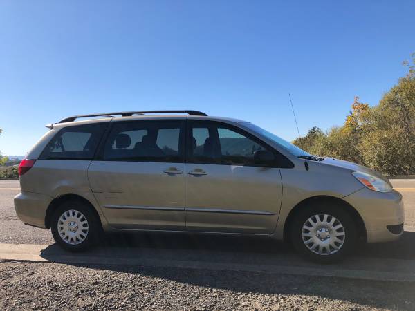 2004 Toyota Sienna for sale in Roseburg, OR – photo 4