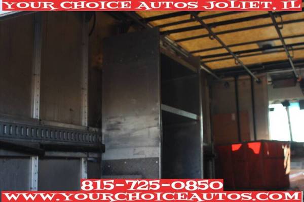 2009 WORKHORSE W42 STEP COMMERCIAL VAN 26FT BOX TRUCK 437109 - cars for sale in Joliet, IL – photo 9