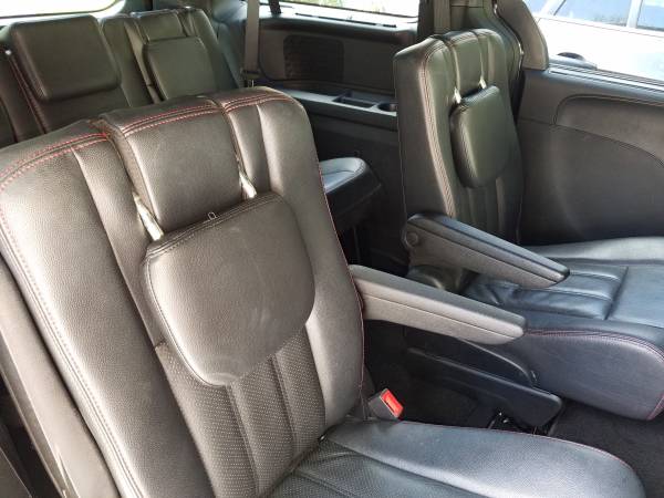 2014 DODGE GRAND CARAVAN R/T - cars & trucks - by owner - vehicle... for sale in Worcester, MA – photo 8