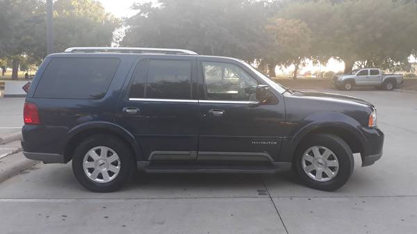 Lincoln Navigator ... 124, xxx miles ... 3rd row LEATHER . ZERO accide for sale in Hurst, TX – photo 9