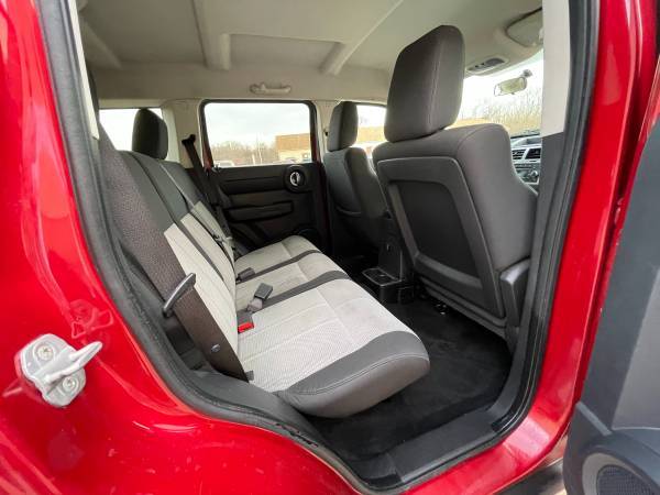 2008 Dodge Nitro SXT 3.7L 4WD - Only 96,000 Miles - cars & trucks -... for sale in Lakemore, OH – photo 18
