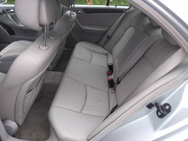 2007 MERCEDES C280. ALL WHEEL DRIVE. 140,000 MILES for sale in Meriden, CT – photo 7