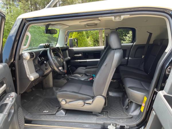 Toyota FJ Cruiser for sale in Centreville, District Of Columbia – photo 3