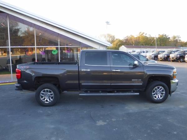 2016 Chevrolet Silverado 2500 HD Crew Cab LTZ Over 180 Vehicles for sale in Lees Summit, MO – photo 12