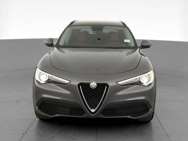 2018 Alfa Romeo Stelvio Sport SUV 4D hatchback Gray - FINANCE ONLINE... for sale in Long Beach, CA – photo 17