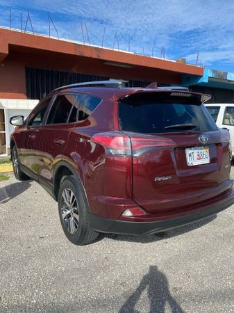 Toyota RAV 4 LE 2017 (5500 miles) for sale in Other, Other – photo 3