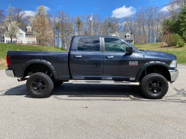 2014 DODGE RAM 2500 CREW CAB SHORTBED SLT LIFTED 4X4 - cars & for sale in Plaistow, MA – photo 4
