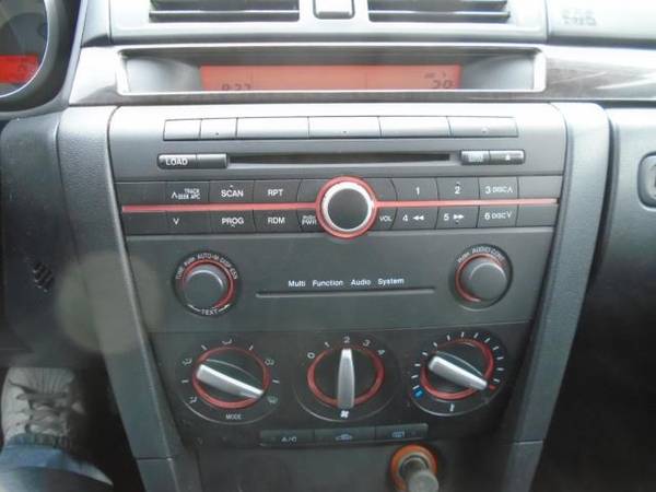 2007 Mazda MAZDA3 i Sport 4-Door - cars & trucks - by dealer -... for sale in Cudahy, WI – photo 13