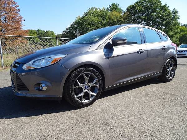 Ford Focus Automatic Hatchback Leather Carfax Certified Cheap car cars for sale in Roanoke, VA – photo 7