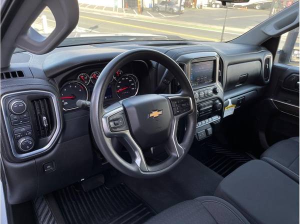 2021 Chevrolet Chevy Silverado 2500 HD Crew Cab LT Pickup 4D 8 ft for sale in Concord, CA – photo 18
