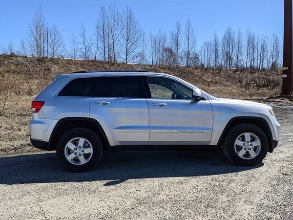 2013 Jeep Grand Cherokee Laredo 4WD - - by dealer for sale in Anchorage, AK – photo 2