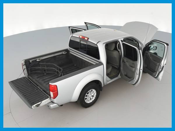 2016 Nissan Frontier Crew Cab SV Pickup 4D 5 ft pickup Silver for sale in Atlanta, WY – photo 19