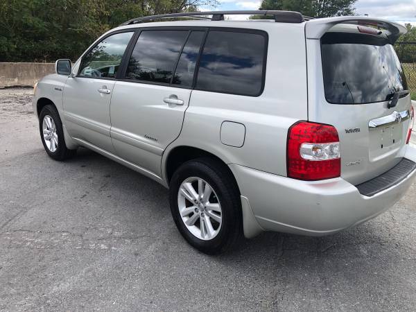 2007 Toyota Highlander AWD , Hybrid for sale in Hyattsville, District Of Columbia – photo 6