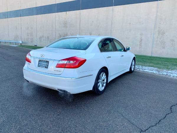 2012 Hyundai Genesis 3.8L -- SUPER Sharp!! Crispy White with AMAZING D for sale in Madison, WI – photo 16
