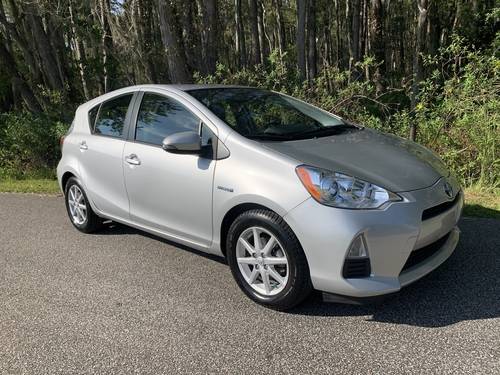 TOYOTA PRIUS HYBRID - cars & trucks - by dealer - vehicle automotive... for sale in Lutz, FL – photo 17