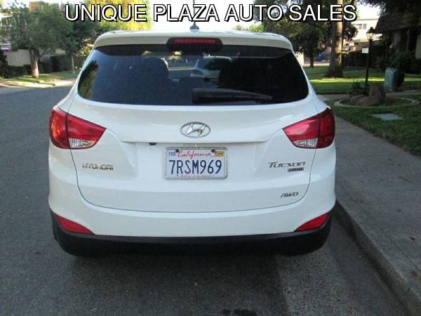 2011 Hyundai Tucson Limited AWD 4dr SUV ** EXTRA CLEAN! MUST SEE! ** for sale in Sacramento , CA – photo 6