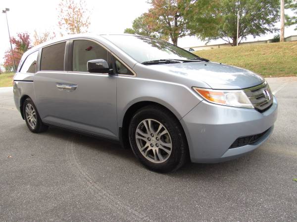 ** 2012 HONDA ODYSSEY EX-L * LEATHER * CLEAN ** - cars & trucks - by... for sale in Fort Oglethorpe, AL – photo 7