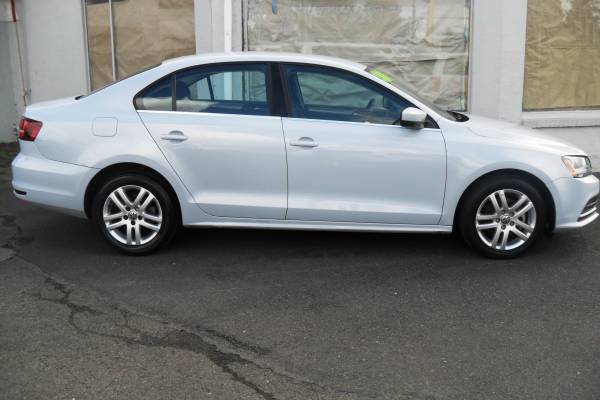 2017 Volkswagon Jetta - cars & trucks - by dealer - vehicle... for sale in Woodburn, OR – photo 6