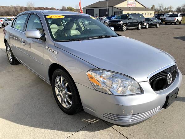 2006 Buick Lucerne 4dr Sdn CXL V8 - cars & trucks - by dealer -... for sale in Chesaning, MI – photo 3