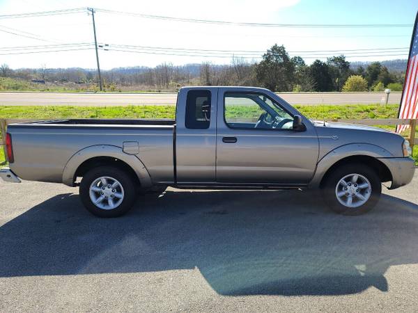 2004 Nissan Frontier XE Low Miles - - by dealer for sale in Knoxville, TN – photo 9