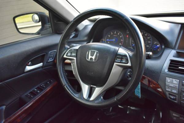 2010 Honda Accord Crosstour EX L w/Navi AWD 4dr Crossover - cars & for sale in Knoxville, TN – photo 18