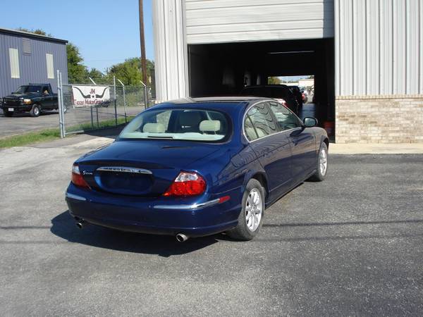 2004 Jaguar S-Type - low mileage - very clean – ice-cold A/C – Luxury for sale in New Braunfels, TX – photo 6