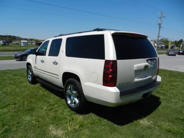 2011 Chevy Suburban LTZ 4X4 - NAV, RES, Loaded, 120k! - cars & for sale in Georgetown, MD – photo 3