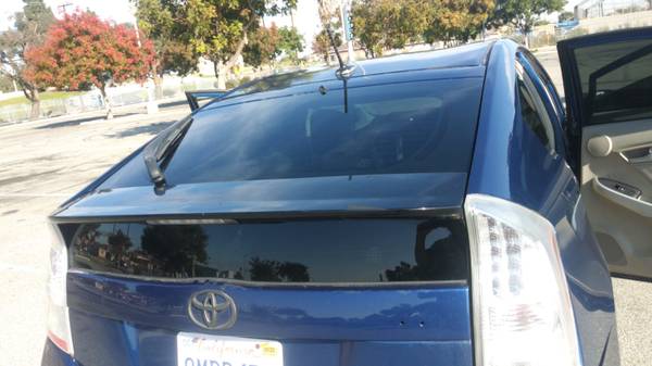 2010 Toyota Prius IV HATCHBACK/ HYBRID 1.8L - cars & trucks - by... for sale in Hawthorne, CA – photo 4
