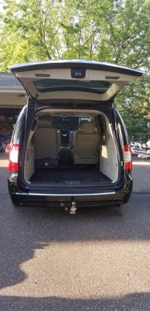 Handicapped Van - 2013 Chrysler Town and Country with Transfer Seat for sale in Prior Lake, MN – photo 11