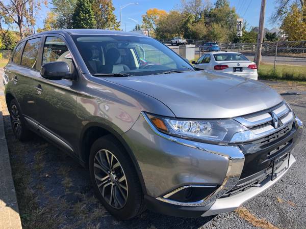 2018 Mitsubishi Outlander AWD-3 seats! for sale in mechanicville, NY – photo 3