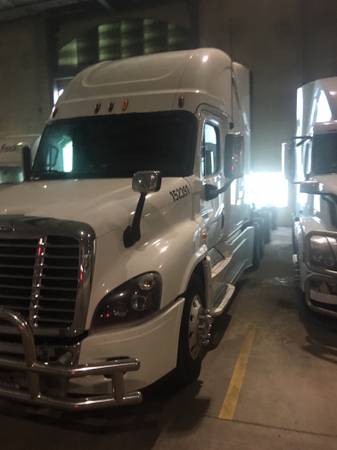 2012 FREIGHTLINER CASCADIA, NO DOWNPAYMENT, BECOME OWNER OPERATOR -... for sale in Champaign, IL – photo 7
