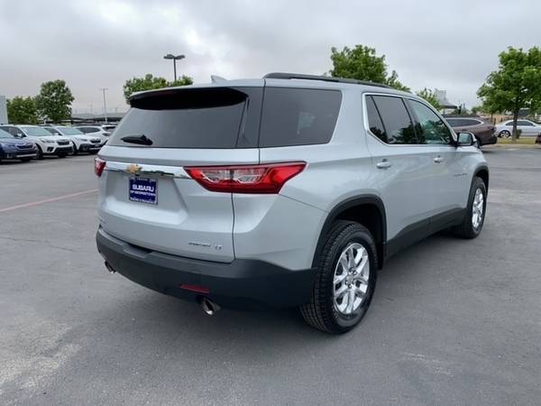 2019 Chevrolet Traverse LT Cloth w/1LT - - by dealer for sale in Georgetown, TX – photo 5